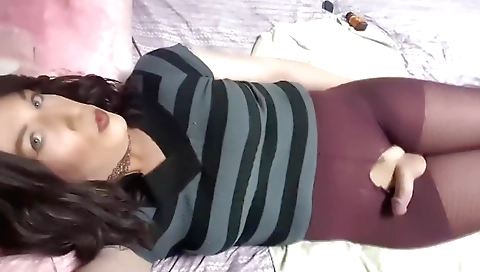 Horny shemale gets fucked with a huge dick in her stockings