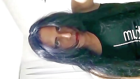 Amateur brunette in stockings enjoys her sex slave porn film