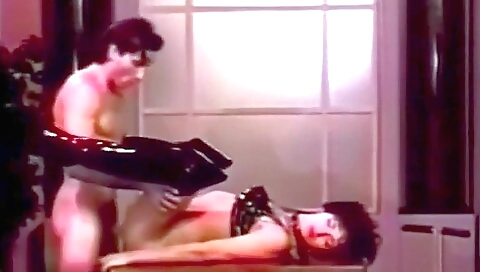 An old woman gets fucked by a big cock in the anal